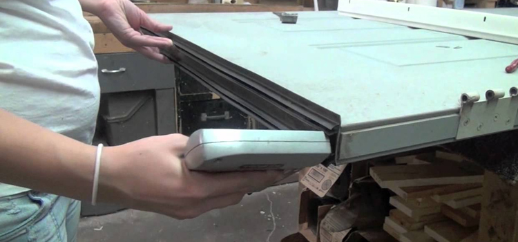 damaged steel door repair Parkland